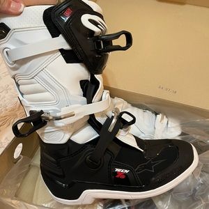 Women’s Dirt Bike Boots